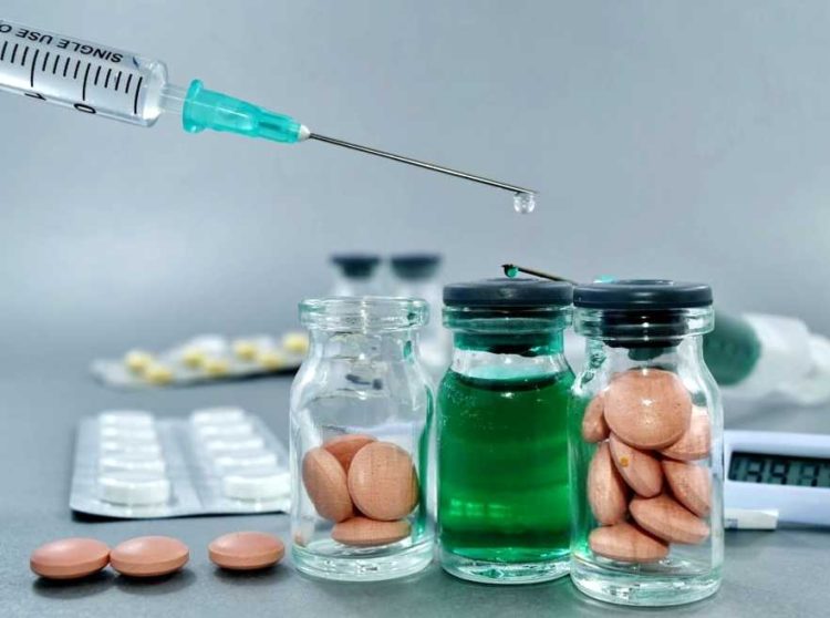 Vaccines are best defence against the coronavirus: CDC Director Robert Redfield