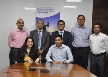 Successful liver resection by laparoscopic surgery performed for liver transplantation