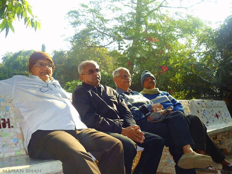 Keep your friends close, cortisol levels low for life