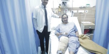 A 50yr old woman with intra-articular knee lipoma underwent successful surgery