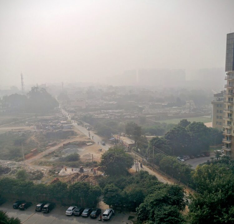 Uptick in Respiratory and Cardiac Problems due to Poor Air Quality grips Delhi