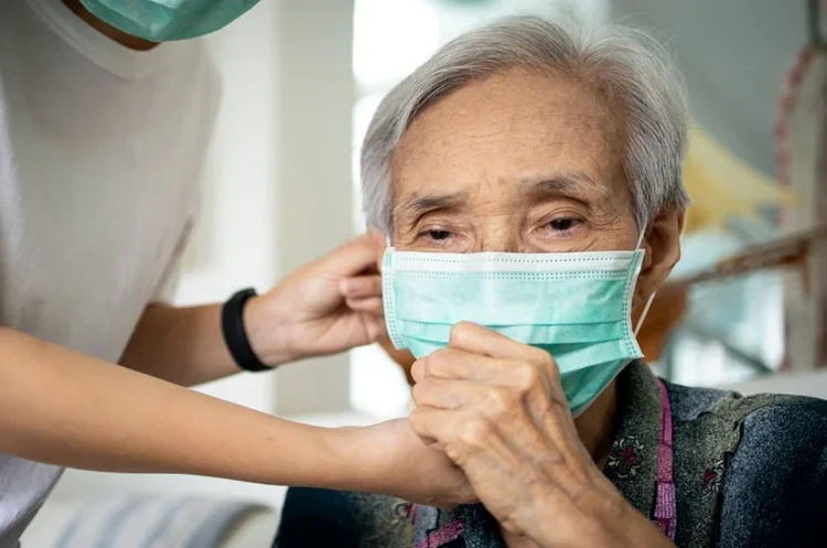 Combined Cigarette and Biomass smoke exposure linked to worse COPD outcomes